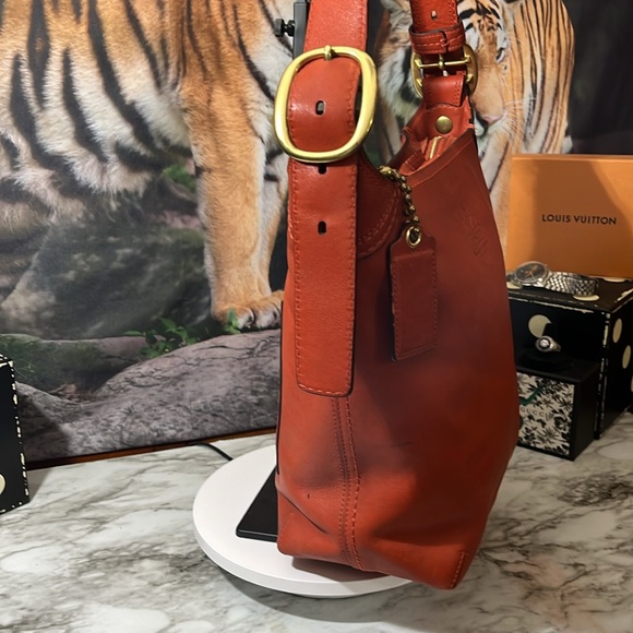 🍁Coach Originals 1941 Archive  Duffle/Crossbody Glove tanned Leather Red /Orange - Picture 3 of 17